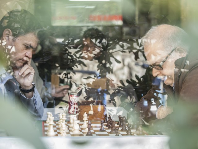 Πανελλήνιο: Το σκακιστικό καφενείο της Αθήνας που υπάρχει από το 1885